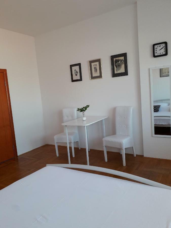 Apartman Dunja Ns 2 Újvidék Kültér fotó