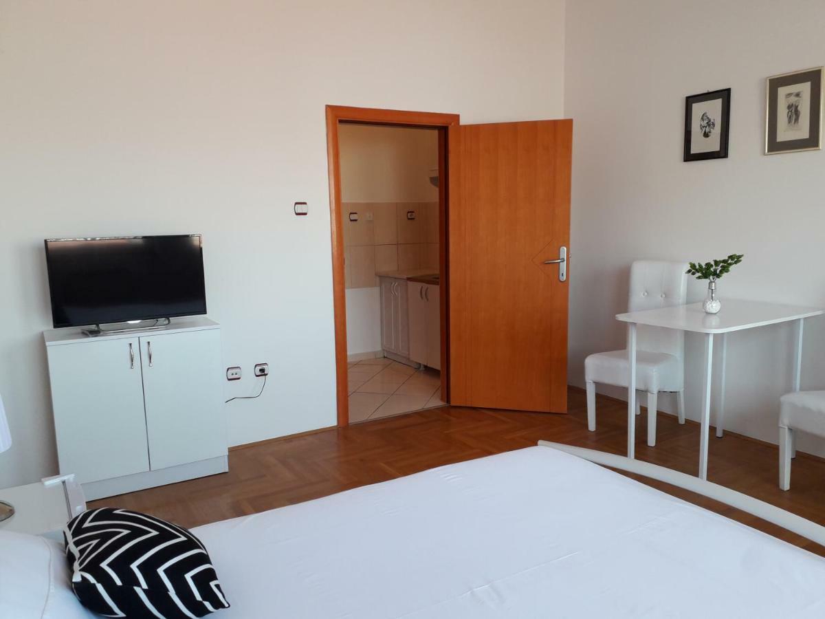 Apartman Dunja Ns 2 Újvidék Kültér fotó
