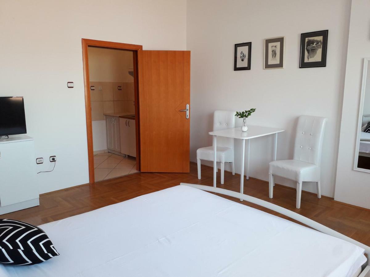 Apartman Dunja Ns 2 Újvidék Kültér fotó